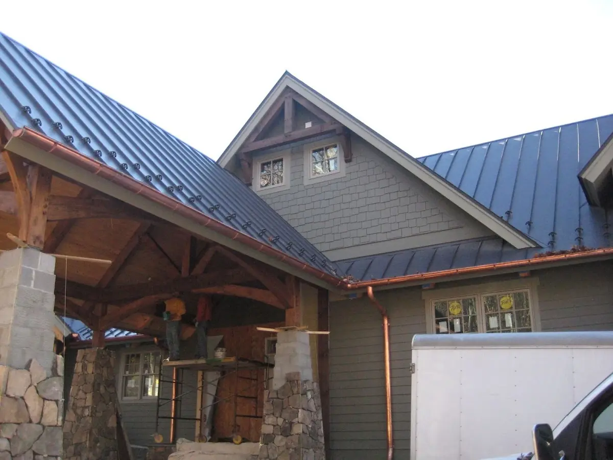 Craftsman Roofing team delivering quality roofing work in Ganymede